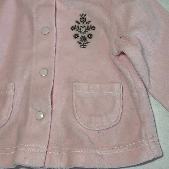 LIKE NEW Velour 0-3 month  2-piece outfit. - Picture 3 of 6